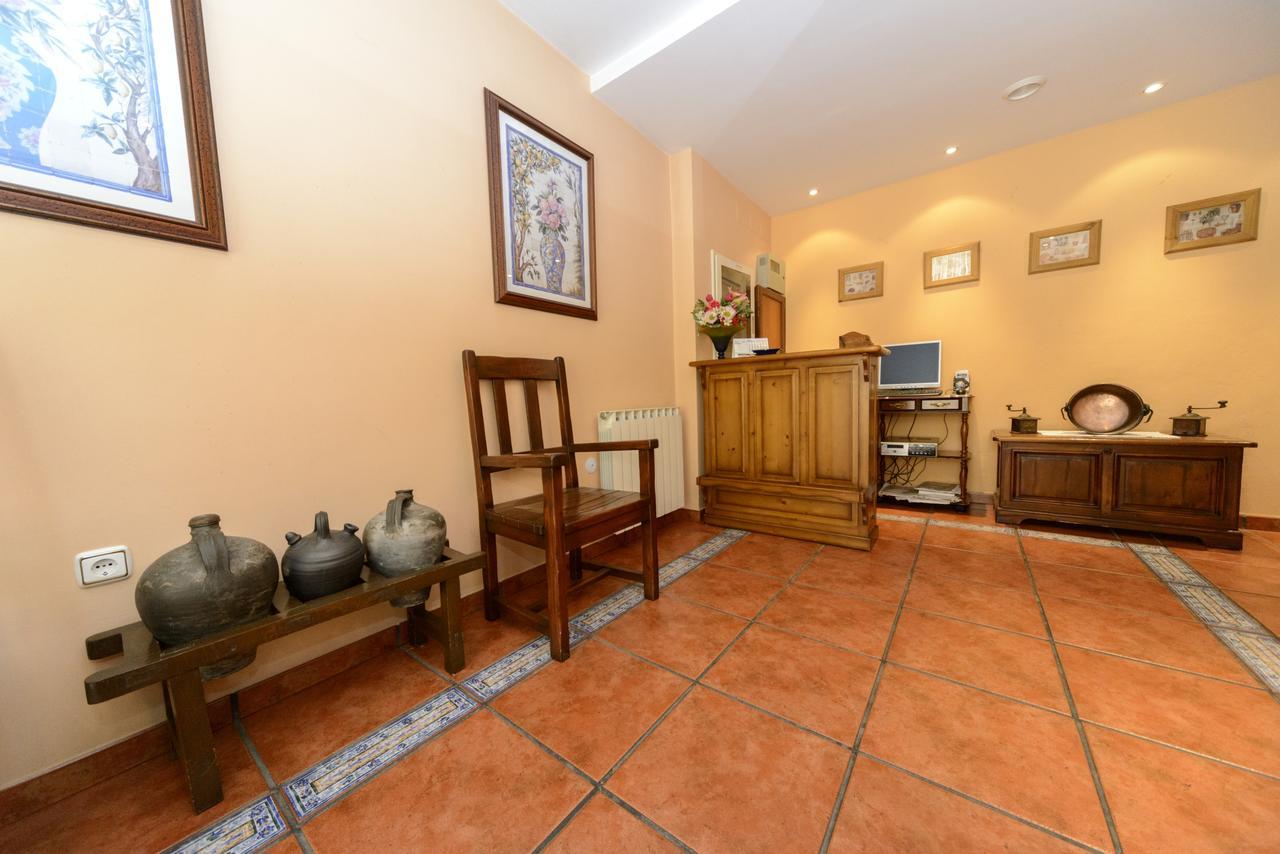 Hostal Jj Salduero Zewnętrze zdjęcie