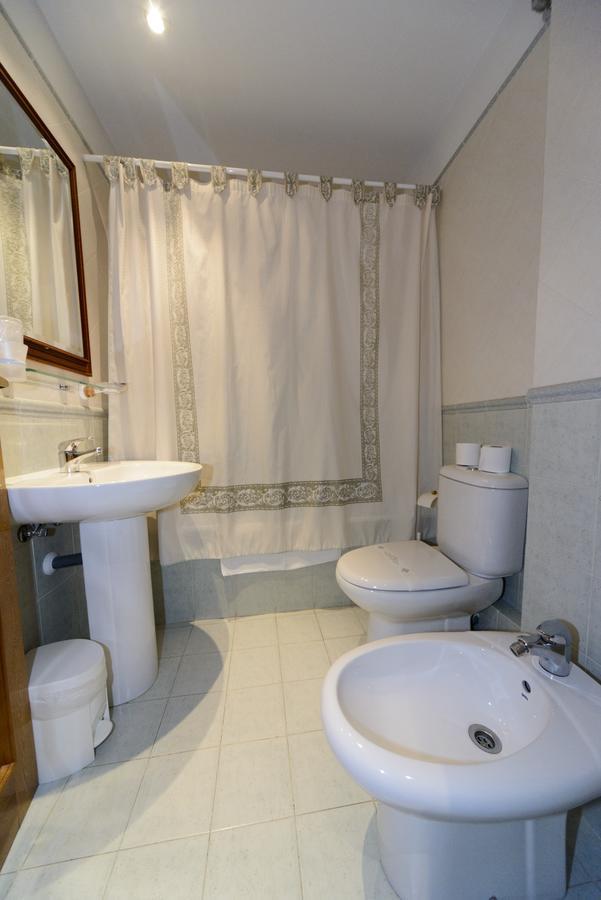 Hostal Jj Salduero Zewnętrze zdjęcie